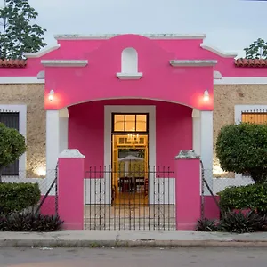 Rosa Mexicano Bed & Breakfast