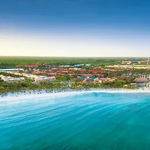 https://barcelo-maya-colonial.allrivieramayahotels.com
